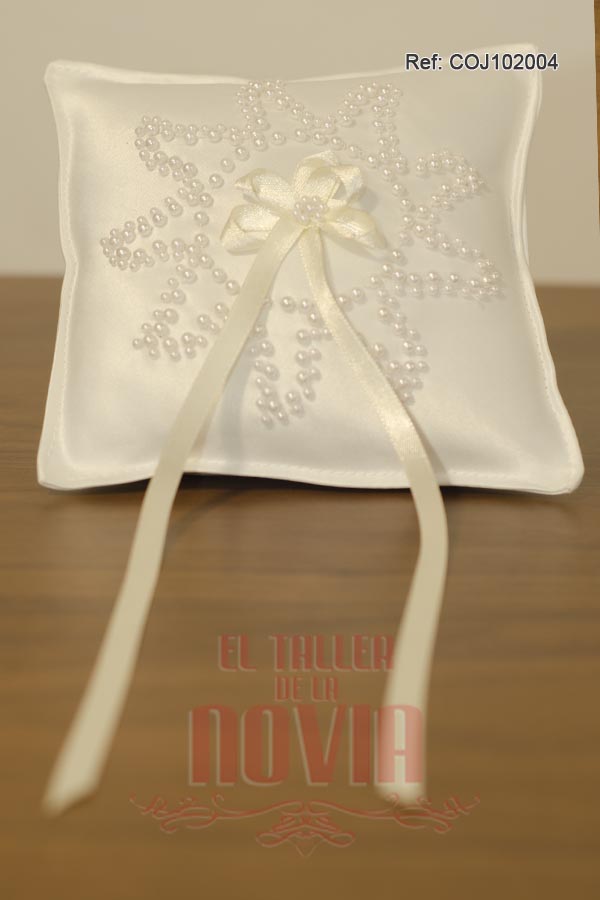 Cojín de argollas marfil Ref COJ102004